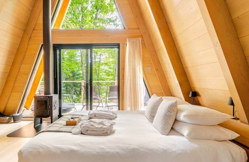 Thorne Cabin | Prunella № 7, Prunella № 7 - A-Frame Cabin Getaway - Design, Comfort & Nature