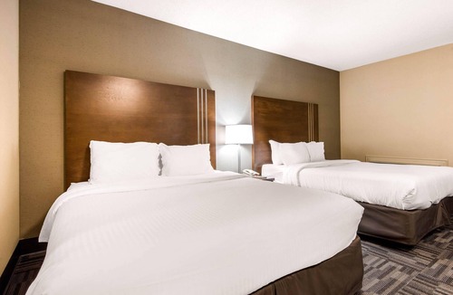 Orillia Hotel | Quality Inn & Conference Centre