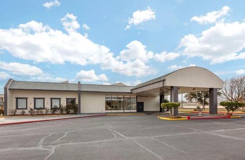 Gainesville Hotel | Quality Inn Gainesville
