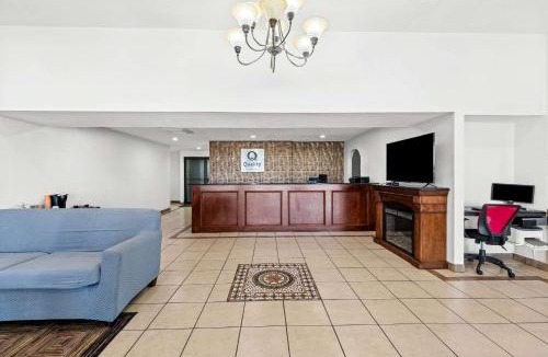 Plainview Hotel | Quality Inn Plainview