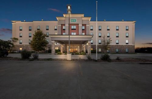 Pratt Hotel | Quality Inn - Pratt