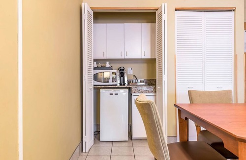 Hawkesbury Hotel | Quality Inn & Suites