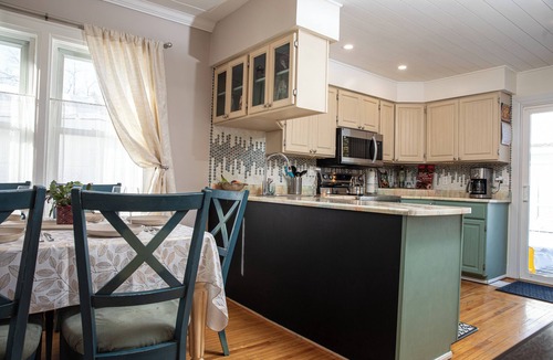 Sudbury House | Quiet & Charming Home - Perfect for Extended Stays