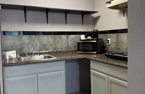 North Arlington Hotel | R Nite Star Hotel