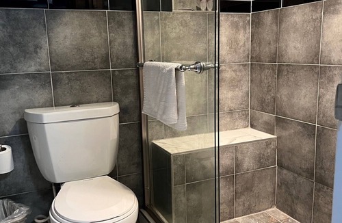 North Arlington Hotel | R Nite Star Hotel
