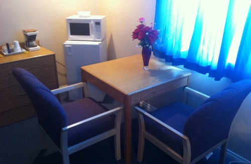 Swift Current Hotel | Rainbow Motel
