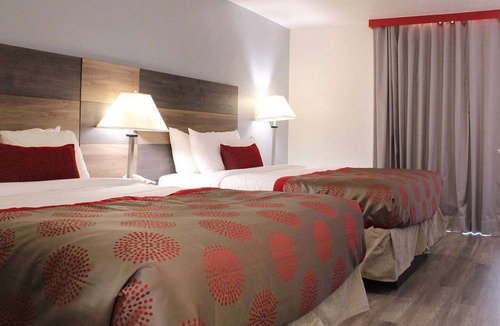 North Platte Hotel | Ramada by Wyndham North Platte & Sandhills Convention Ctr