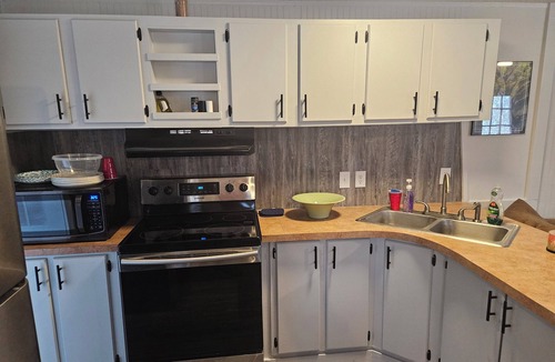 Ash Flat House | Recent upgrades for a great place to rest your head in Ash Flat