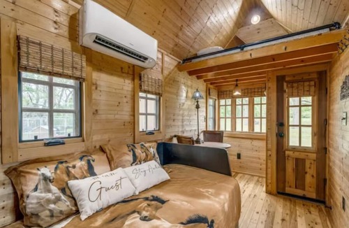 Gainesville House | Redbud Falls Ranch | Peaceful Horse Ranch Retreat & Private Horse Experiences