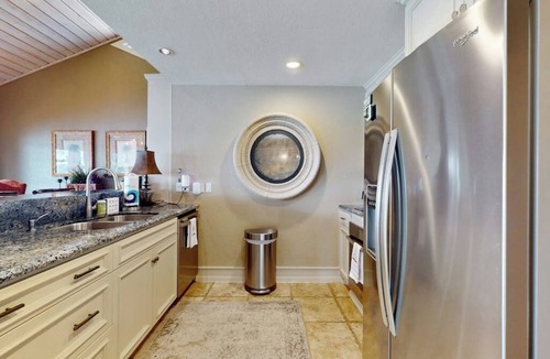 Spicewood Condo | Refined panoramic paradise on Lake Travis with boat launch and Tesla charger