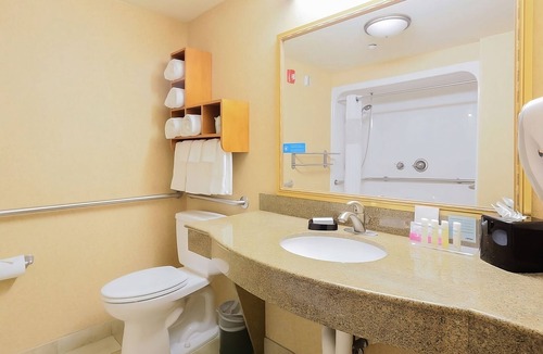 Tomball Hotel | Relax and Unwind! Outdoor Pool, Parking Onsite, Free Breakfast!