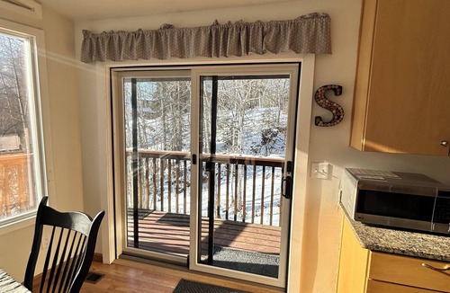 Eagle River House | Relaxing 3BR Creekside Escape in Eagle River w/Hot Tub & Mountain Views