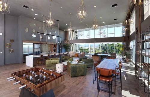 Lyon Street Apartment | Relaxing Pacific Escape Near Disneyland Pool GYM