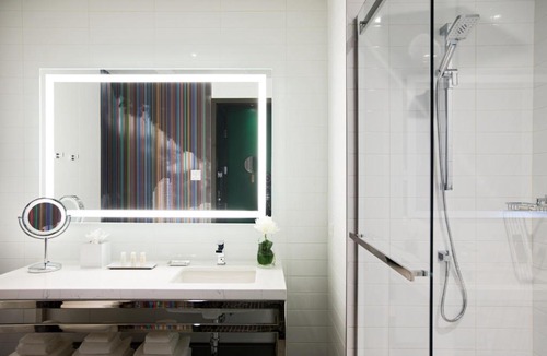Downtown Montreal Hotel | Renaissance Montreal Downtown Hotel
