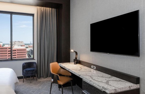 Bricktown Hotel | Renaissance Oklahoma City Downtown Bricktown Hotel
