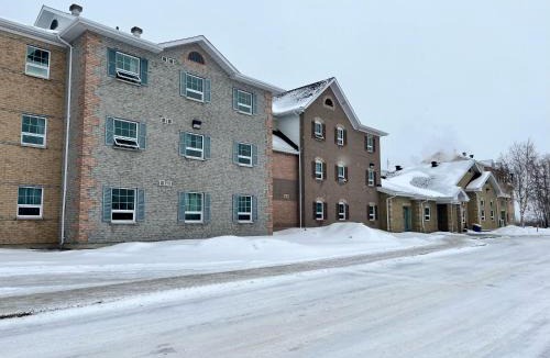 Timmins Hotel | Residence & Conference Centre - Timmins