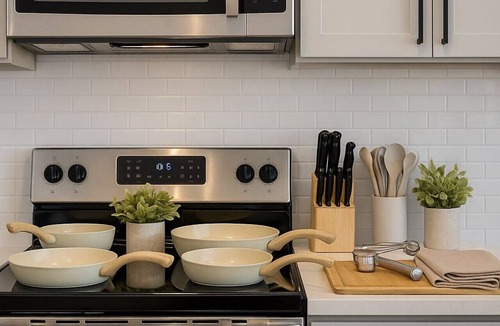 Sherman Apartment | ResortStyle Haven w/Prime Amenities & A+Location