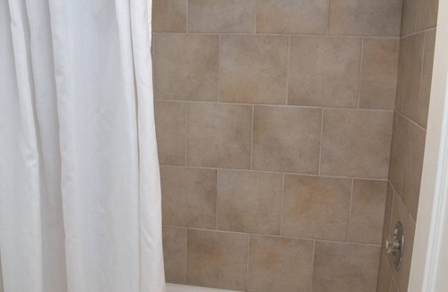 Ottawa Division Hotel | Rideau Heights Inn