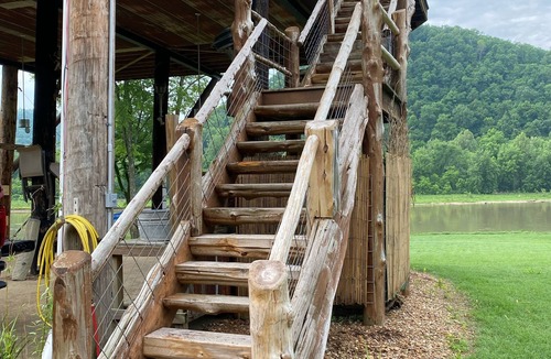 Mountain View Cabin | River Front Cabin On The Banks Of The White River, Amazing View!