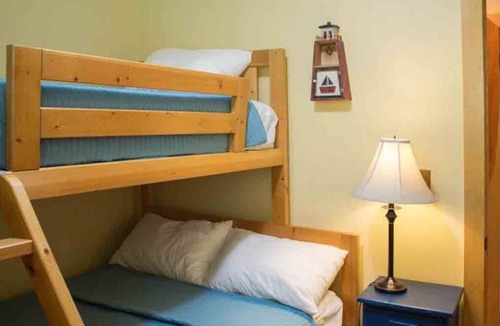 Minden Hills Cottage | River Haven Retreat - Three Bedroom Cottage, Sleeps 8