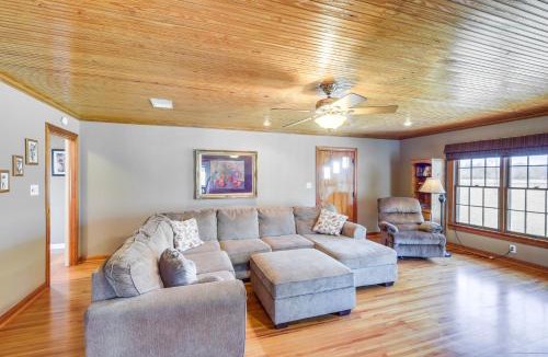 Milam County House | Riverside Texas Retreat w/Wraparound Porch!