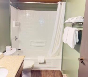 Dryden Cabin | Riverview Lodge