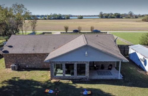 Tucker House | Riviera Retreat: Splay, Play & Stay at the Lake