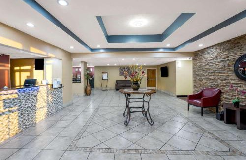 Brandon Hotel | Rodeway Inn Brandon - Jackson East