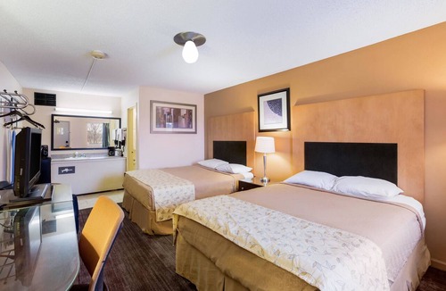 Sergeant Bluff Hotel | Rodeway Inn Sergeant Bluff - Sioux City