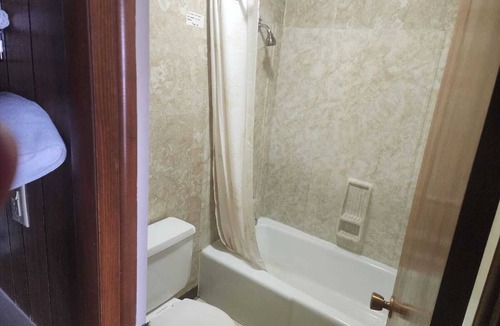 Quinter Hotel | Room with 2 Queen Beds Perfect for Family Road Trips - Explore Chalk Pyramids!