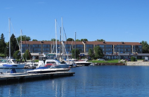 Thornbury Hotel | Royal Harbour Resort