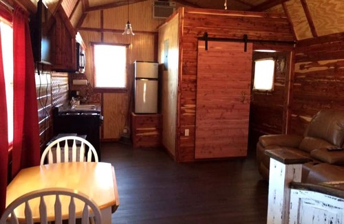 Hughes County Cabin | Rustic Cabin Rental with a Fishing Pond in Allen, Oklahoma