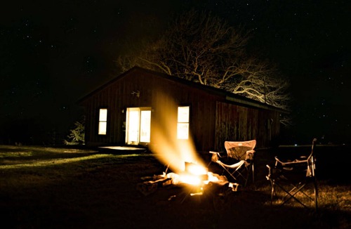 Coon Rapids Cabin | Rustic cottage in river valley with access to hiking and mountain biking trails