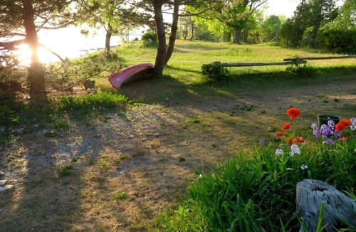 Consecon Cottage | Rustic Lakefront Cottage Rental near Belleville, Ontario