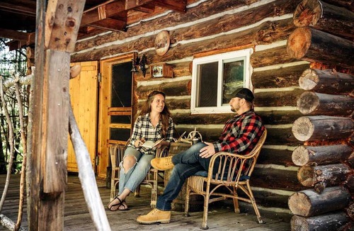 Penn Yan Cabin | Rustic Log Cabin, Ideal for a New York Glamping Getaway