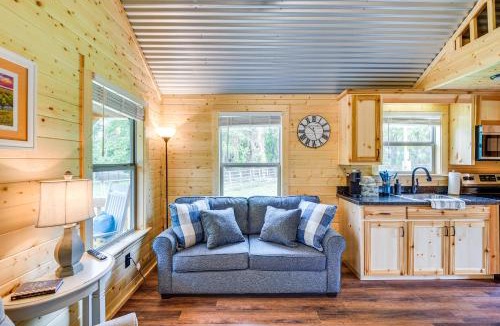 Weatherford House | Rustic Texas Getaway with Grill on 30 Acres