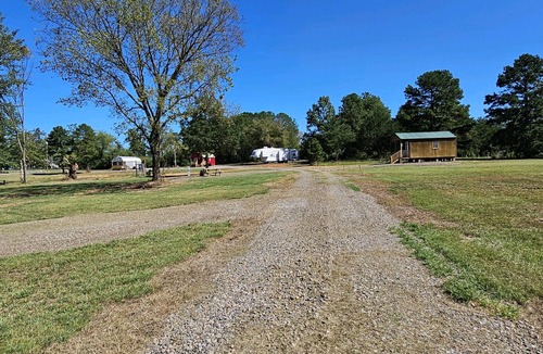 Jerusalem RV Rental | RV Camping Spot. Get away under the stars in Jerusalem, Ar.