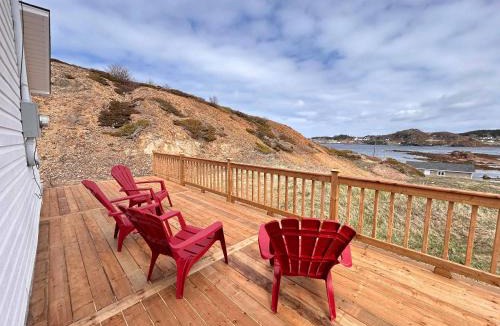 Twillingate House | Salty B'y & Nook