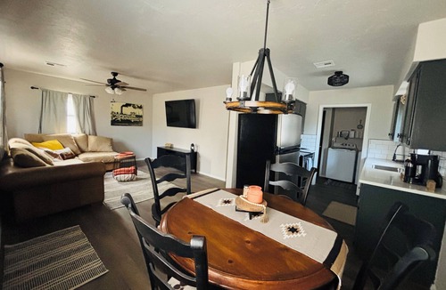 Cushing House | Santa Fe Depot- 3-bedroom house near downtown Cushing
