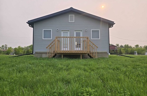 Fairford Reserve Cottage | Sarah Cottage - 232 Cottage Road, Steeprock, Manitoba