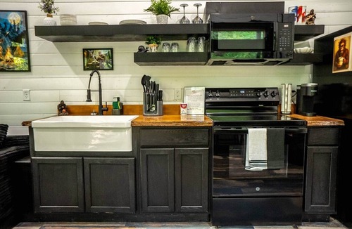 Board Camp House | Sasquatch soak shack