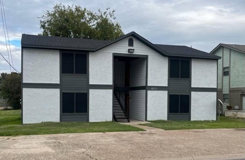 College Station Apartment | Savannah: 1st Floor-Walk to A&M-Comfy King Beds