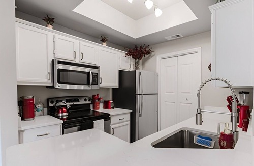 Uptown Apartment | SAVE BIG? Walkable Uptown Dallas 2BR/Nightlife
