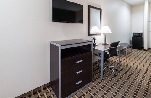 Balch Springs Hotel | Scottish Inns & Suites