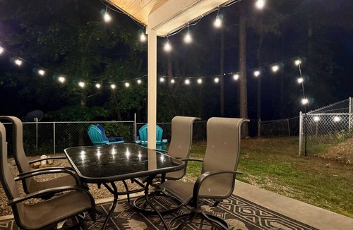 Hot Springs Village Cabin | Secluded, Modern Cabin near Hot Springs Village, Oaklawn, HSParks, Lakes, Trails