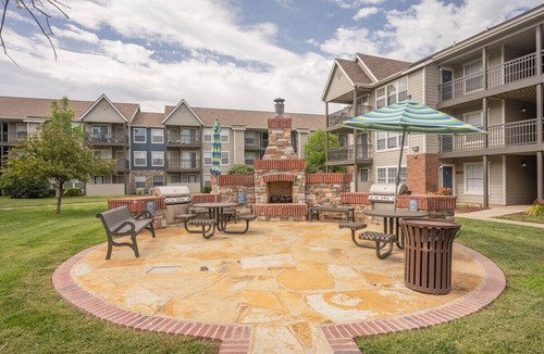Amarillo Apartment | Secluded Serenity Sum