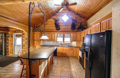 Cheyenne County Cabin | Secluded & Spacious Log Cabin Lodge Located in Western Nebraska - Pet-friendly!
