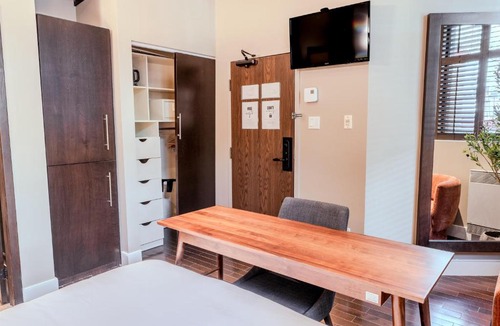 Latin Quarter Apartment | Self Check-In Boutique Hotel - Quartier latin - Room 102