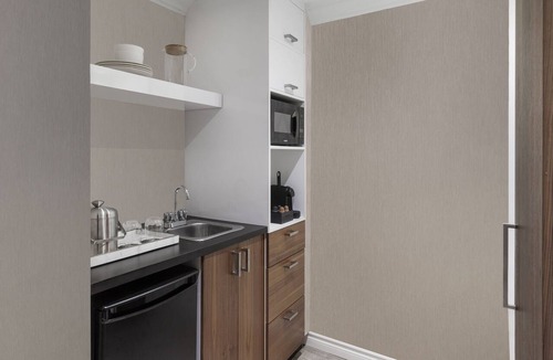 Shaughnessy Village Hotel | SENS Hotel