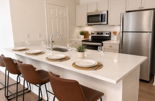 Plano Apartment | Serene & Cozy 2BR WORKERfriendly, Pool&Gym+KINGbed
